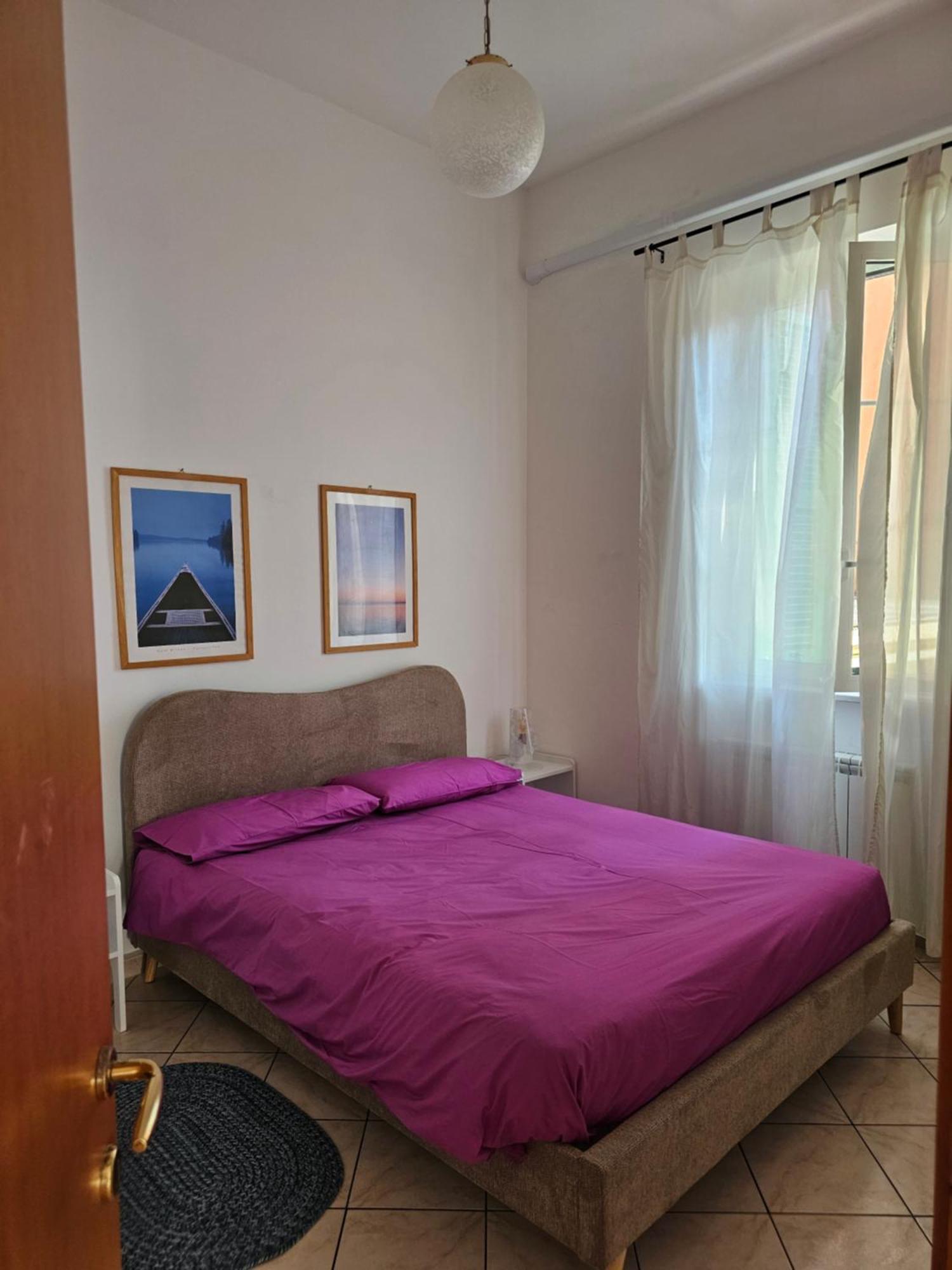 Casa Atena, Spaziosa, Romantica Con Idromassaggio Privato Varraze Exterior foto