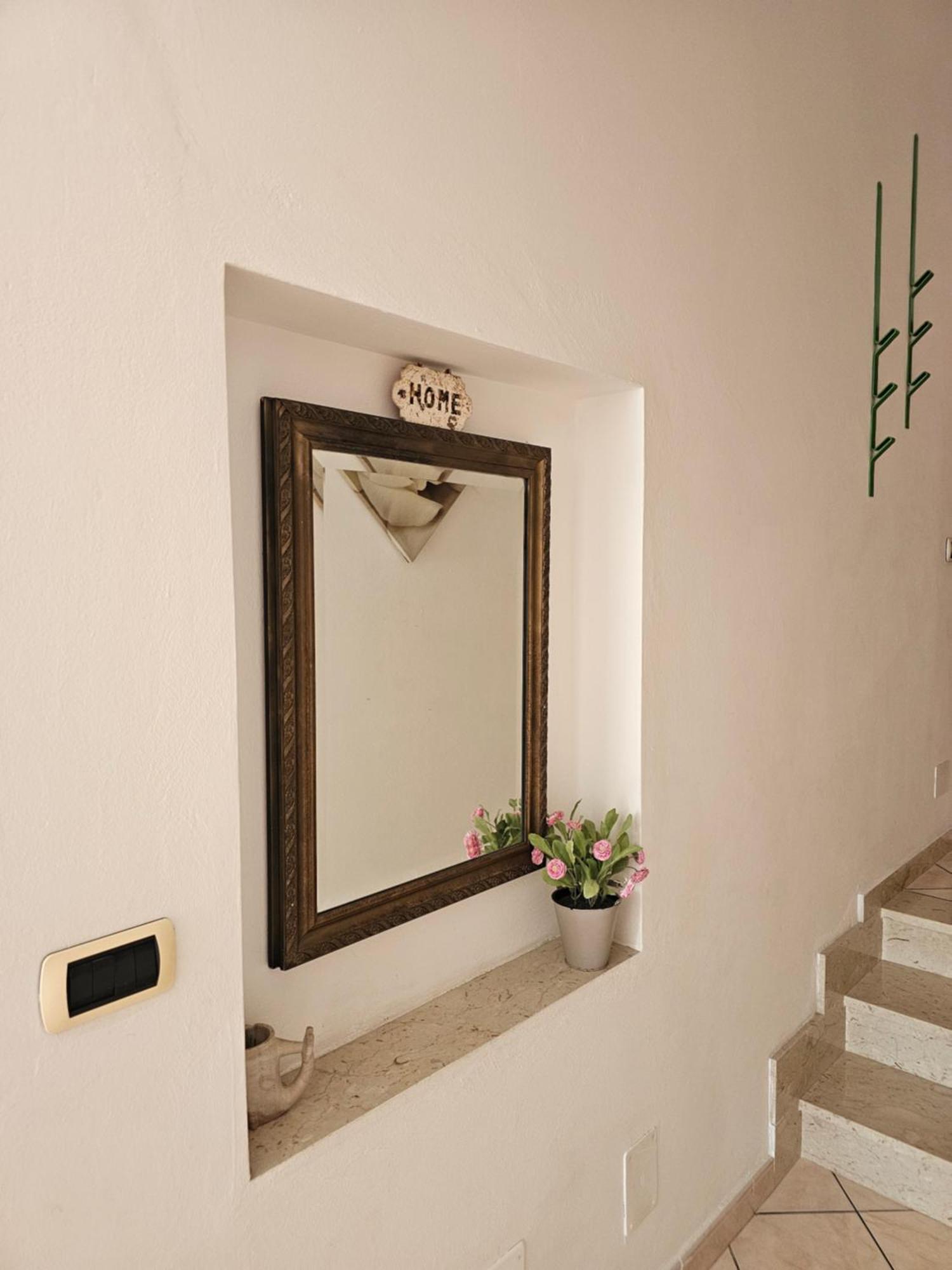 Casa Atena, Spaziosa, Romantica Con Idromassaggio Privato Varraze Exterior foto